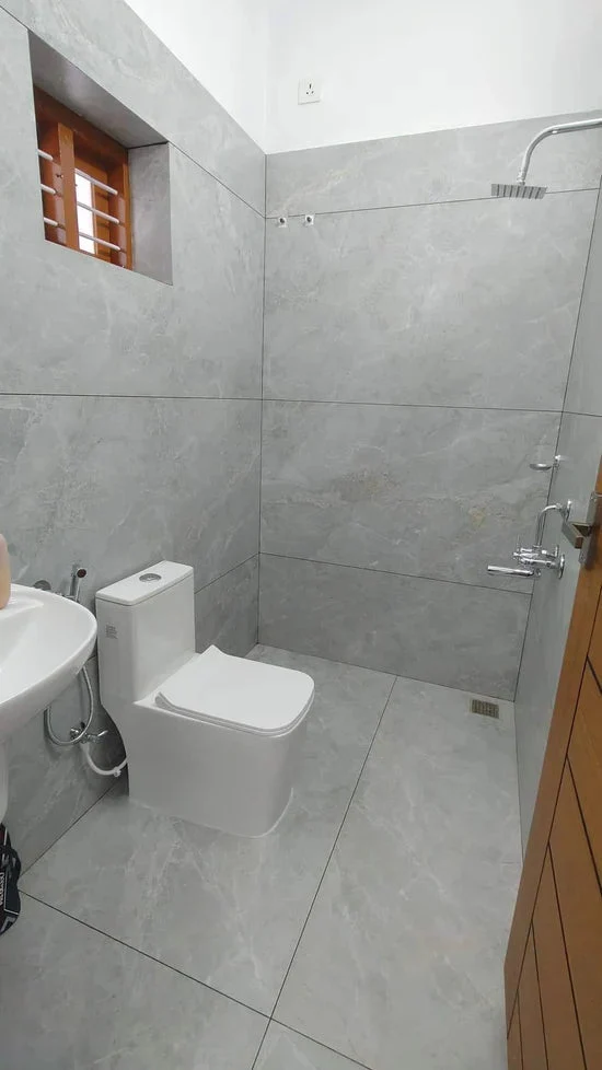 Customer bathroom cleaning result
